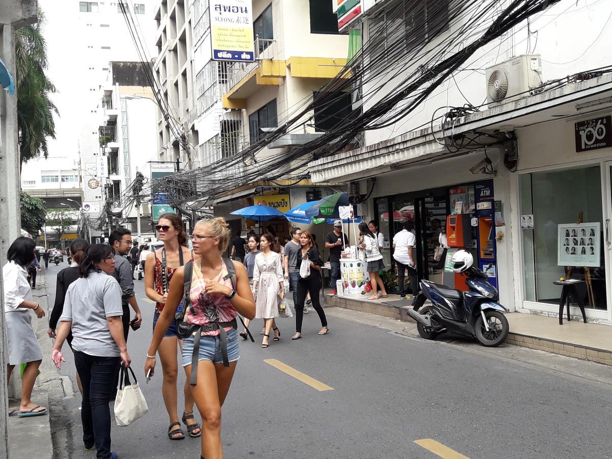 Thaiphiphat House Bangkok Buitenkant foto